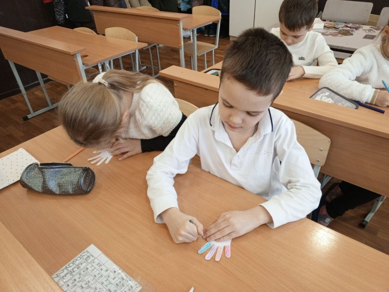 Спешить на помощь безвозмездно.